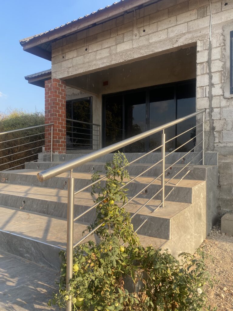 metal-roof-1 stainless steel railings