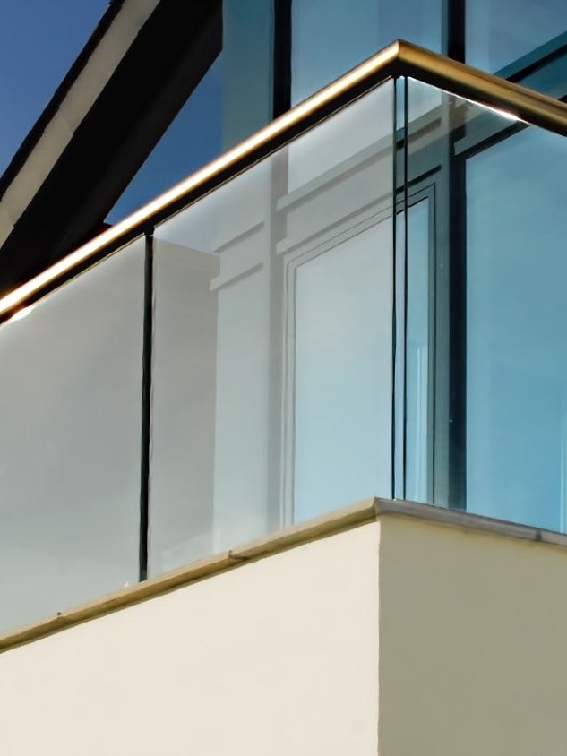 metal-roof-1 glass railings